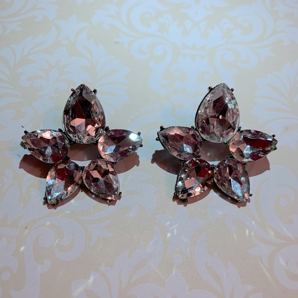 Silver Sparkle Studs - Picture 1 of 3